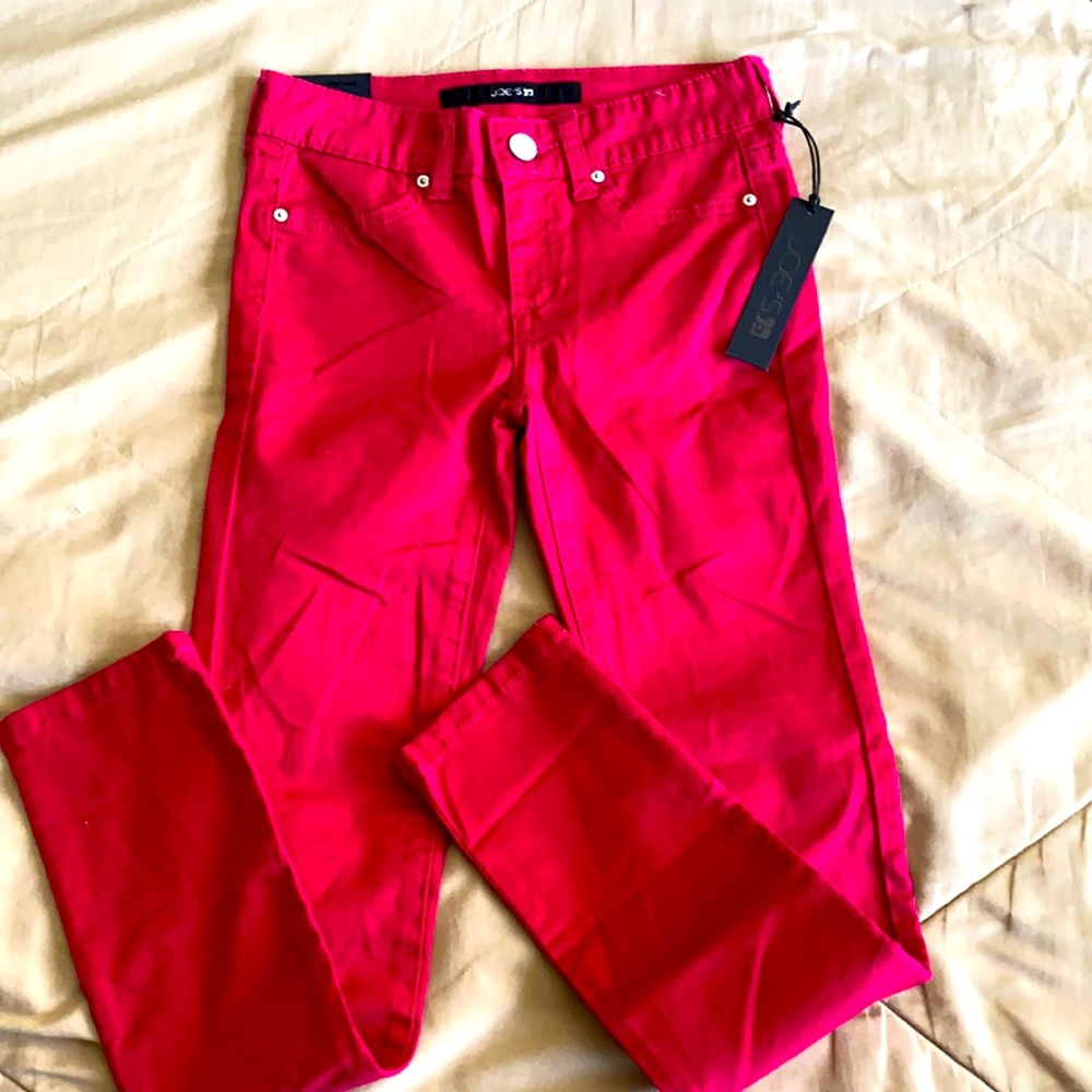 NWT. Joe’s Ultra Slim Fit Jeggings